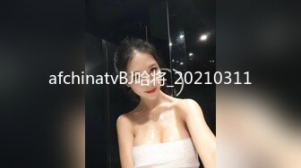 【新速片遞】商场一路跟踪抄底极品JK裙黑丝美女❤️竟然没穿内裤人美B更美