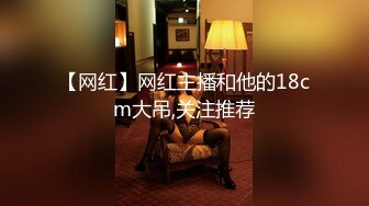  漂亮大奶美眉 身材不错 在沙发上被眼镜男友无套输出 不能内射 只能拔枪射肚子上