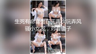 呆萌脯乳期大奶辣妈,刚生完宝宝,奶子好大,奶头肿胀喷奶汁