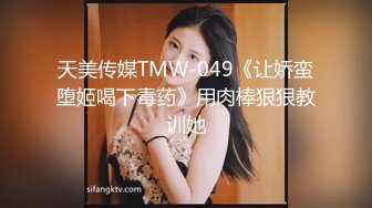 《居家摄像头破解》小伙给大奶子女友订购的情趣内衣到货了赶紧让女友换上啪啪啪