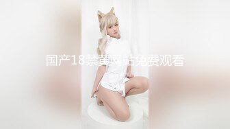 【新片速遞】  黑丝轻熟女 骚货菊花鲍鱼炮机同时双插 把自己爽翻了天 边插边喷 表情超享受 