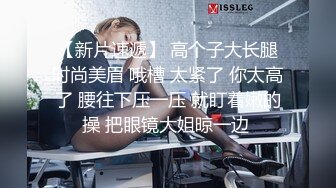 STP32739 很有騷勁的人妻護士情趣跟大哥激情啪啪，全程露臉口交大雞巴吸蛋蛋樣子好騷，激情上位各種抽插表情好騷刺激